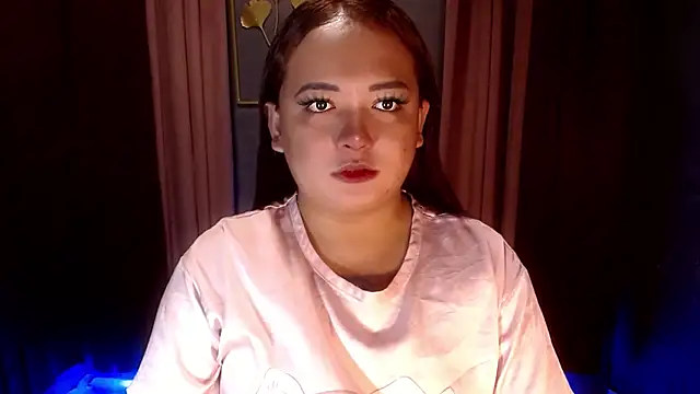 Snapshot of wetasianhugecock chatting on 09-21-25, 09:05 wetasianhugecock online show from 09-21-25, 09:05