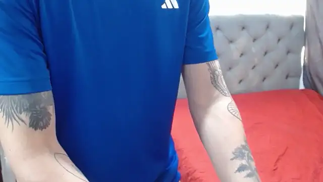 g0lden boss online show from 12-17-25, 09:54