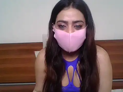 Snapshot of Missbrown24 chatting on 09-14-25, 03:00 Missbrown24 online show from 09-14-25, 03:00
