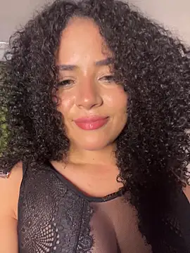 AfroSalvaje online show from 12-14-25, 01:00