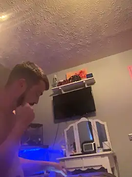 jaycoy22 online show from 10-04-25, 06:33