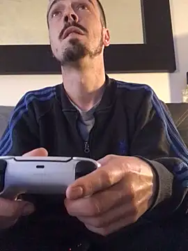 jaycoy22 online show from 04-05-26, 06:49