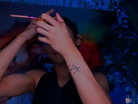 Cristal Gem1 online show from 11-17-25, 11:49