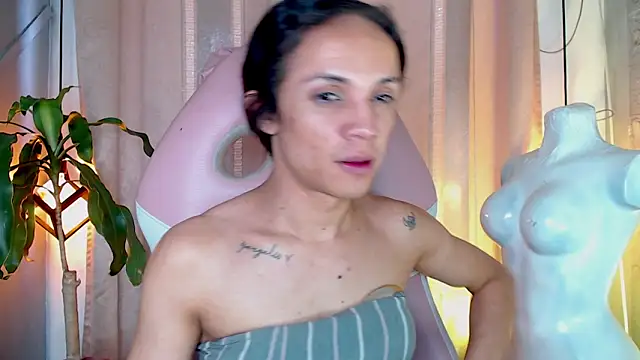 Cristal Gem1 online show from 04-26-26, 05:32