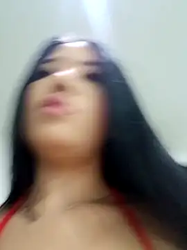 Snapshot of Trixiel_Hux chatting on 10-29-25, 01:19 Trixiel Hux online show from 10-29-25, 01:19