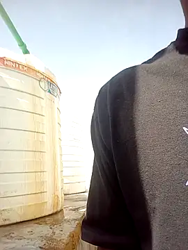 monster 33 online show from 04-25-26, 05:10