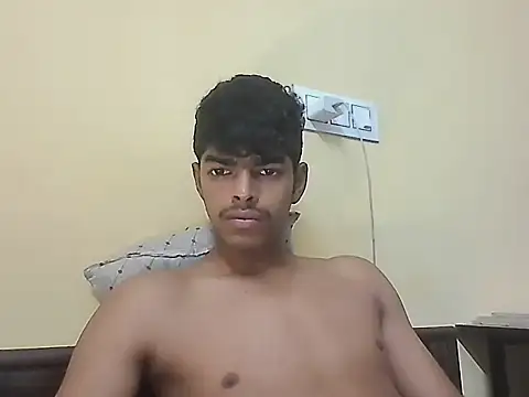Snapshot of monster_33 chatting on 05-02-26, 06:51 monster 33 online show from 05-02-26, 06:51