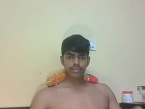 Snapshot of monster_33 chatting on 05-07-26, 07:14 monster 33 online show from 05-07-26, 07:14