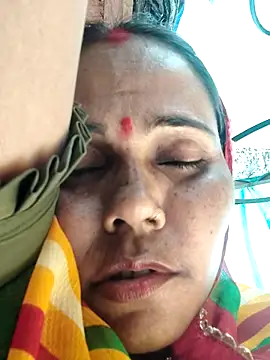 Pooja750 online show from 09-18-25, 06:59