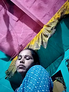 Pooja750 online show from 12-14-25, 06:23