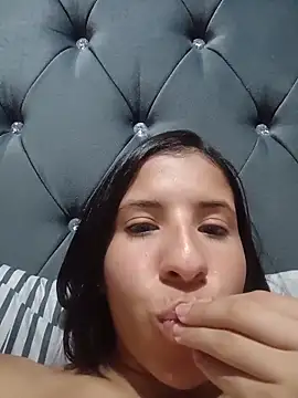 Liagni0 online show from 03-11-26, 04:07