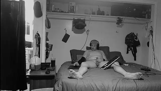 BigheadLongcock online show from 07-11-26, 06:16