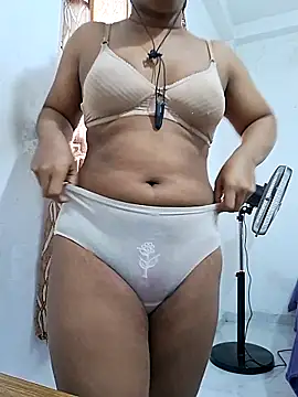 BeautyGirl sara online show from 06-18-26, 04:35