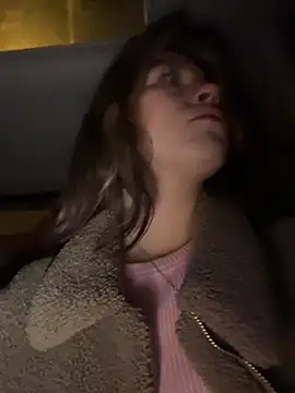 Mimiumuy online show from 12-21-25, 02:24