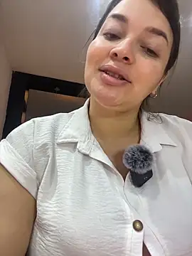 Snapshot of sarahreyess_11 chatting on 03-30-26, 10:38 sarahreyess 11 online show from 03-30-26, 10:38