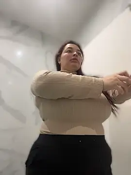 sarahreyess 11 online show from 07-02-26, 10:21