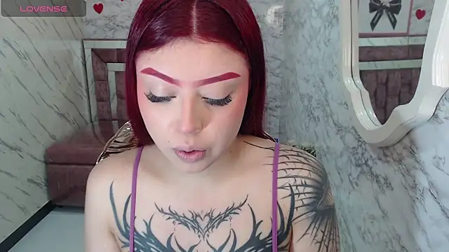 Snapshot of Red_Bunny_v chatting on 02-10-26, 12:09 Red Bunny v online show from 02-10-26, 12:09