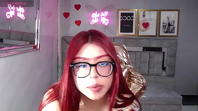 Snapshot of Red_Bunny_v chatting on 02-26-26, 01:26 Red Bunny v online show from 02-26-26, 01:26