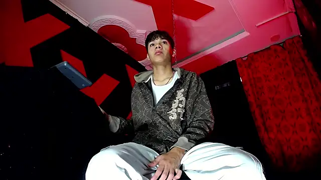 SemerHott online show from 10-03-25, 01:41