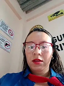 Hannah-colx online show from 10-22-25, 01:44