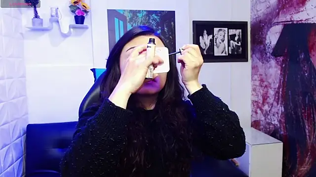 Eva Roussell online show from 10-01-25, 02:23