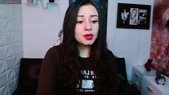 Eva Roussell online show from 04-23-26, 02:30