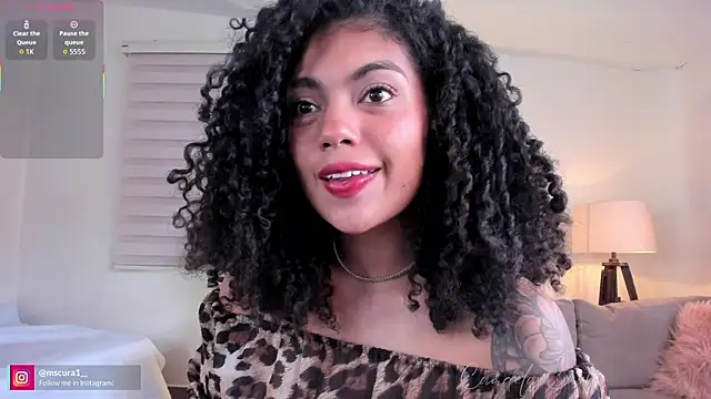 Snapshot of miss_curazao chatting on 11-19-25, 12:49 miss curazao online show from 11-19-25, 12:49