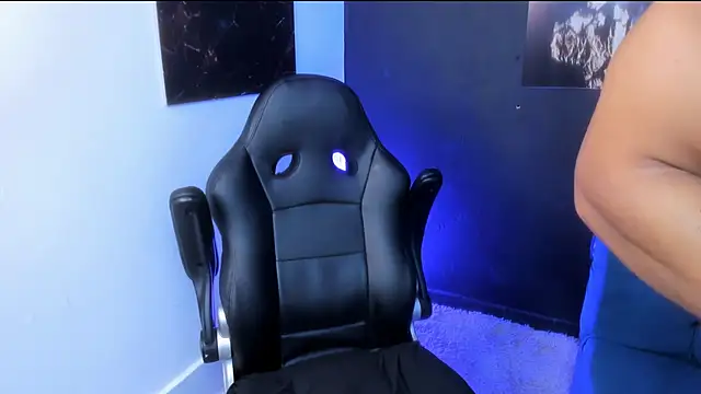 Snapshot of Joseph_Murray chatting on 12-01-25, 08:58 Joseph Murray online show from 12-01-25, 08:58