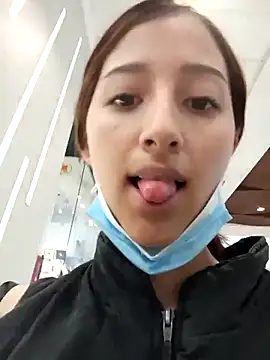 GiselleFever online show from 10-22-25, 11:04