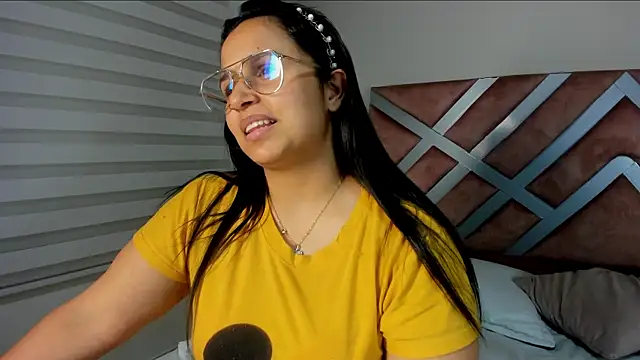  adahara queen online show from 10-20-25, 05:41