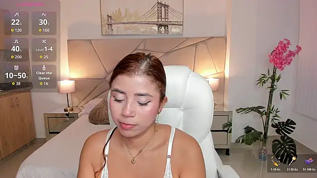 Snapshot of issi_loren chatting on 11-13-25, 06:29 issi loren online show from 11-13-25, 06:29