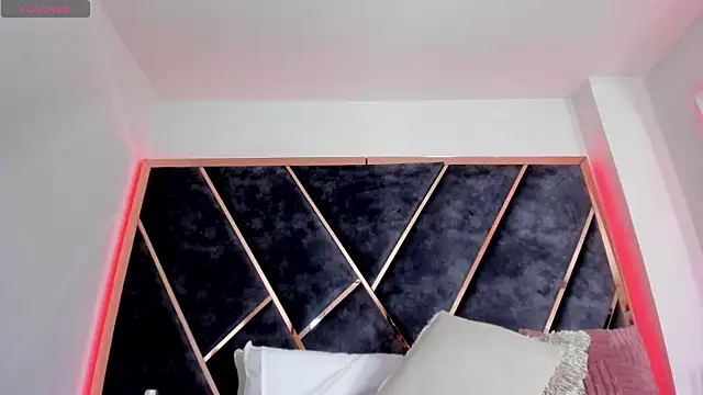 SusanaHenao online show from 01-08-26, 05:37