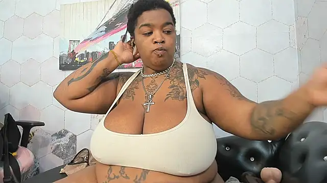 Anaa Fuentess online show from 06-04-26, 11:38