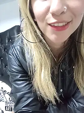 Snapshot of Licethf00x chatting on 09-26-25, 12:47 Licethf00x online show from 09-26-25, 12:47