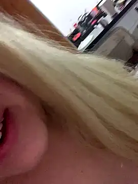 Snapshot of anjinhabs chatting on 11-22-25, 09:14 anjinhabs online show from 11-22-25, 09:14