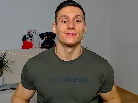 Snapshot of ZeinMiracles chatting on 10-27-25, 08:35 ZeinMiracles online show from 10-27-25, 08:35