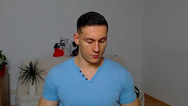 Snapshot of ZeinMiracles chatting on 11-14-25, 11:35 ZeinMiracles online show from 11-14-25, 11:35