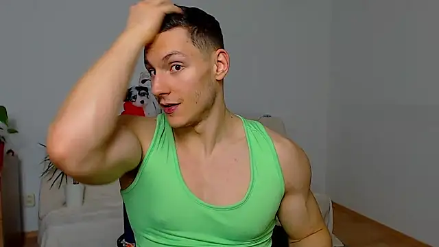 Snapshot of ZeinMiracles chatting on 11-20-25, 08:19 ZeinMiracles online show from 11-20-25, 08:19