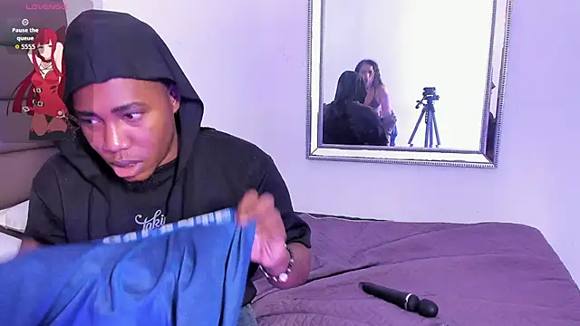 Snapshot of Duo69Sexual chatting on 09-19-25, 07:36 Duo69Sexual online show from 09-19-25, 07:36