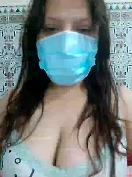 Snapshot of Hot-lino chatting on 05-05-26, 02:36 Hot-lino online show from 05-05-26, 02:36