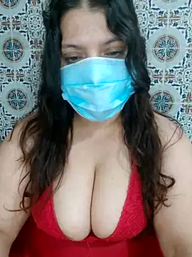 Snapshot of Hot-lino chatting on 06-03-26, 12:57 Hot-lino online show from 06-03-26, 12:57