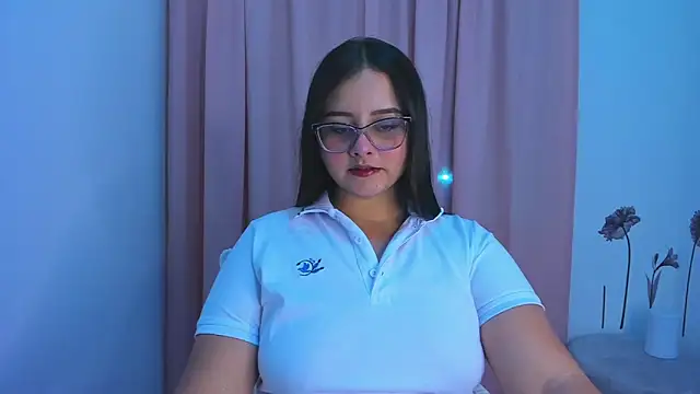 Snapshot of val_ferrer chatting on 09-10-25, 03:17 val ferrer online show from 09-10-25, 03:17