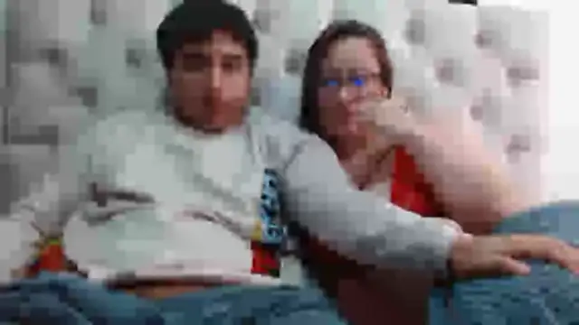 Snapshot of the_magnificent8 chatting on 11-10-25, 03:22 the magnificent8 online show from 11-10-25, 03:22