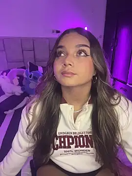 AnnyLopezzz  online show from 03-01-26, 04:47