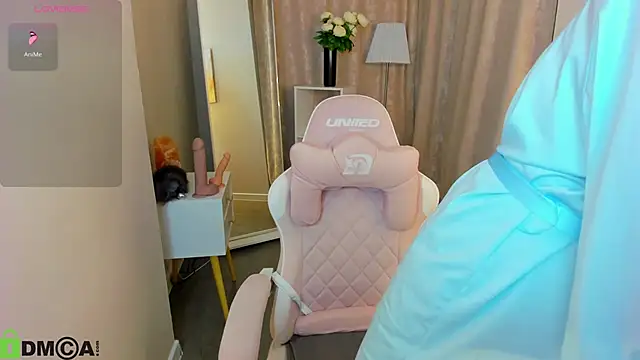 Snapshot of Lea_shadom chatting on 11-11-25, 01:05 Lea shadom online show from 11-11-25, 01:05