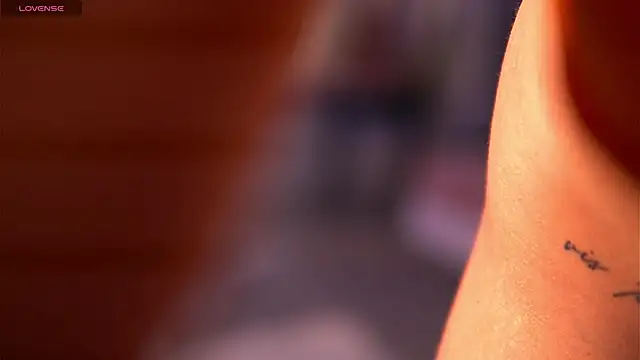 ElaraShine online show from 12-05-25, 08:05