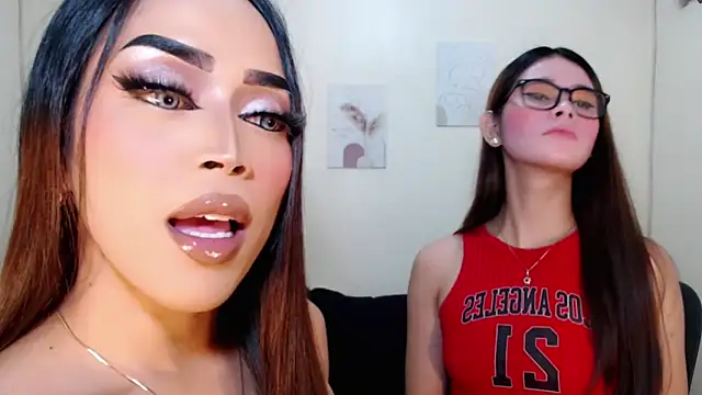 Snapshot of Lessandra_Lust chatting on 09-12-25, 02:28 Lessandra Lust online show from 09-12-25, 02:28