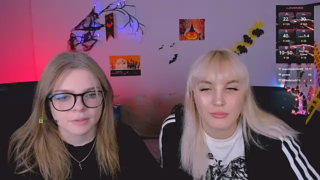 Snapshot of veronica_bubble chatting on 10-30-25, 08:31 veronica bubble online show from 10-30-25, 08:31