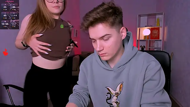 Snapshot of veronica_bubble chatting on 11-27-25, 08:44 veronica bubble online show from 11-27-25, 08:44