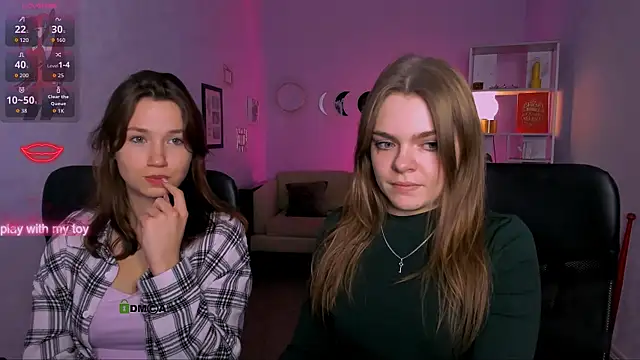 Snapshot of veronica_bubble chatting on 12-22-25, 11:13 veronica bubble online show from 12-22-25, 11:13